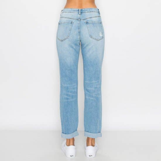 The Off-Duty Cuffed Boyfriend Jean