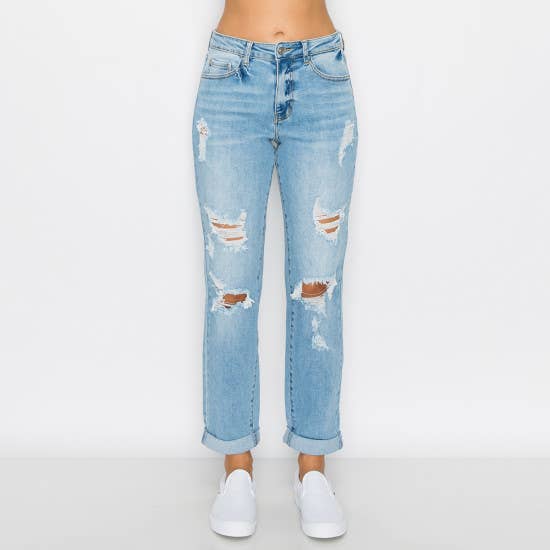 The Off-Duty Cuffed Boyfriend Jean